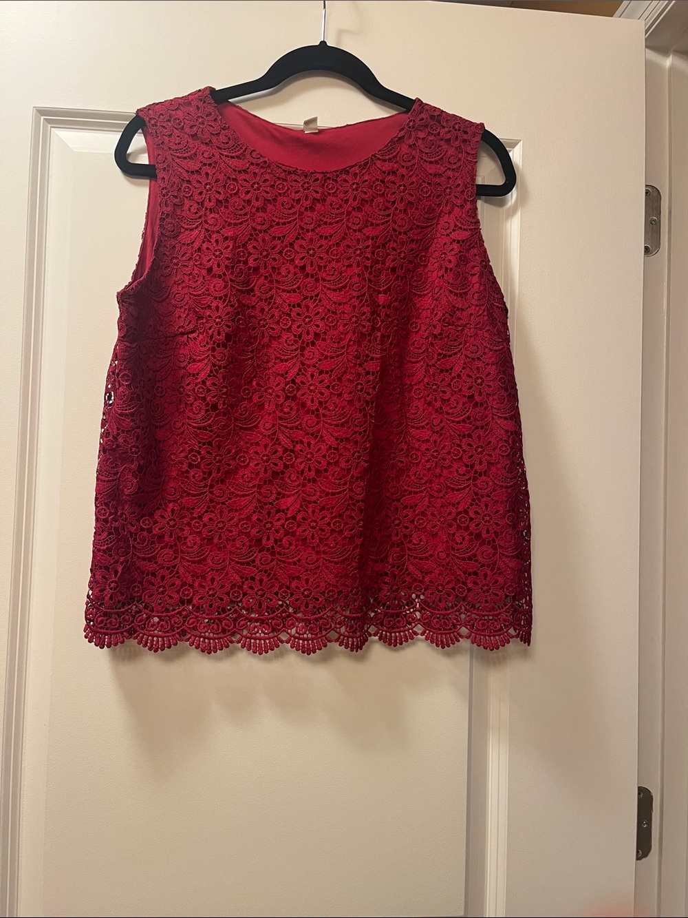 Uniqlo Crimson Red Lace Tank Top